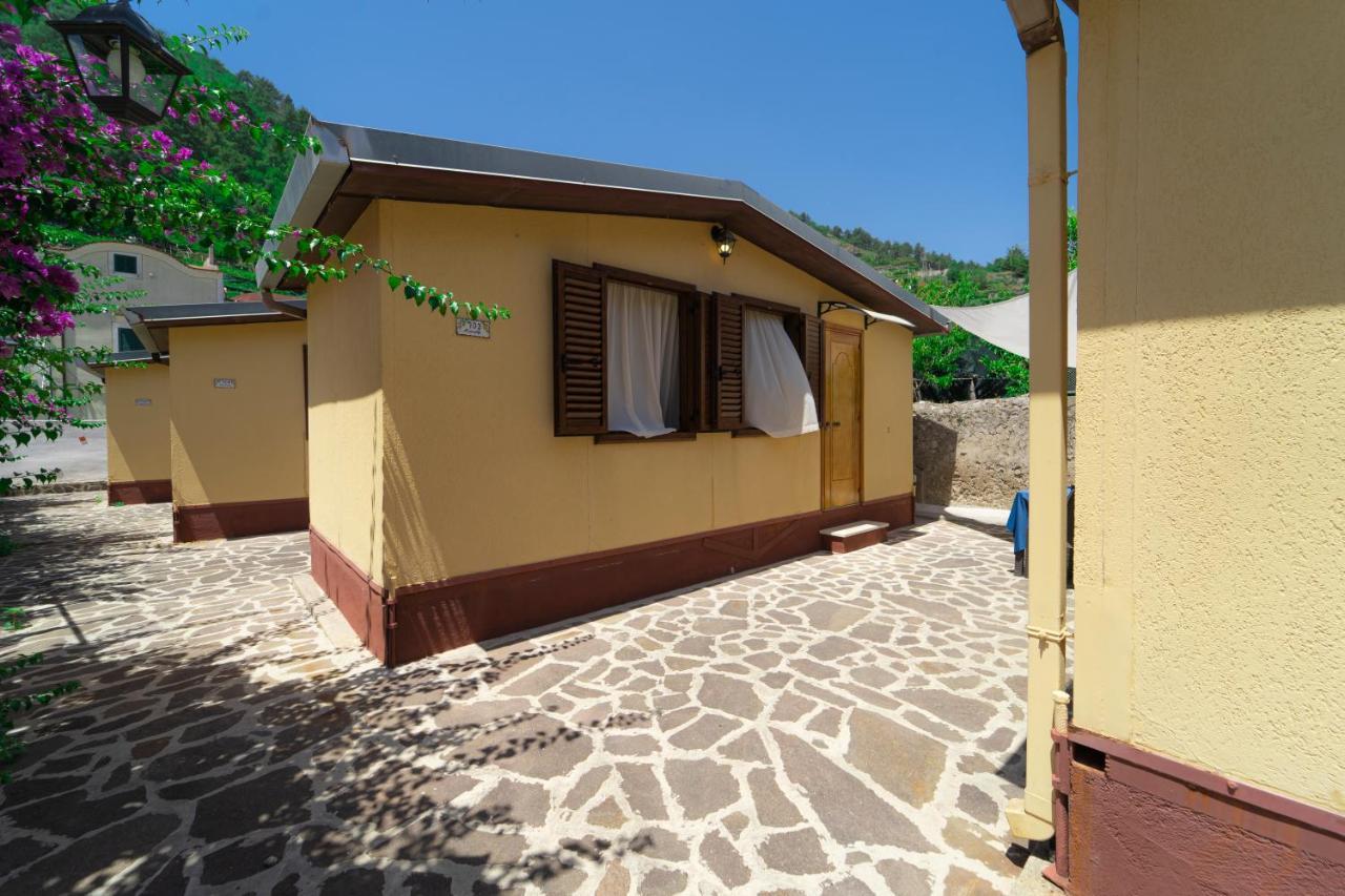 Casa Vacanza San Pietro Maiori Bagian luar foto