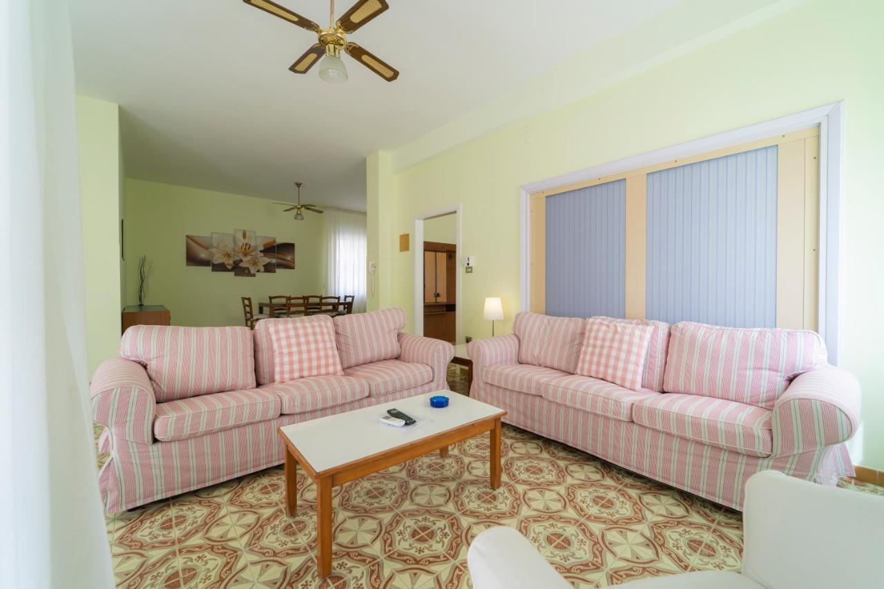 Casa Vacanza San Pietro Maiori Bagian luar foto
