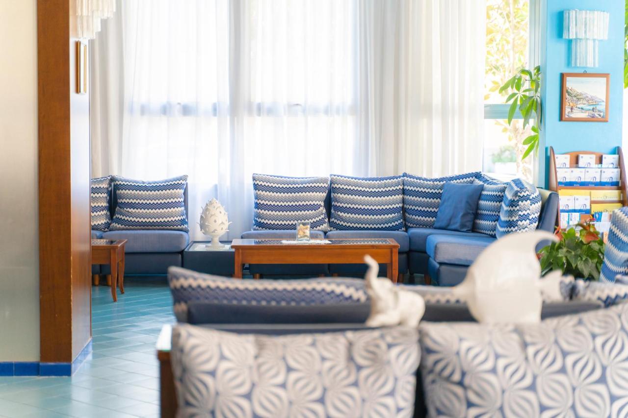 Casa Vacanza San Pietro Maiori Bagian luar foto