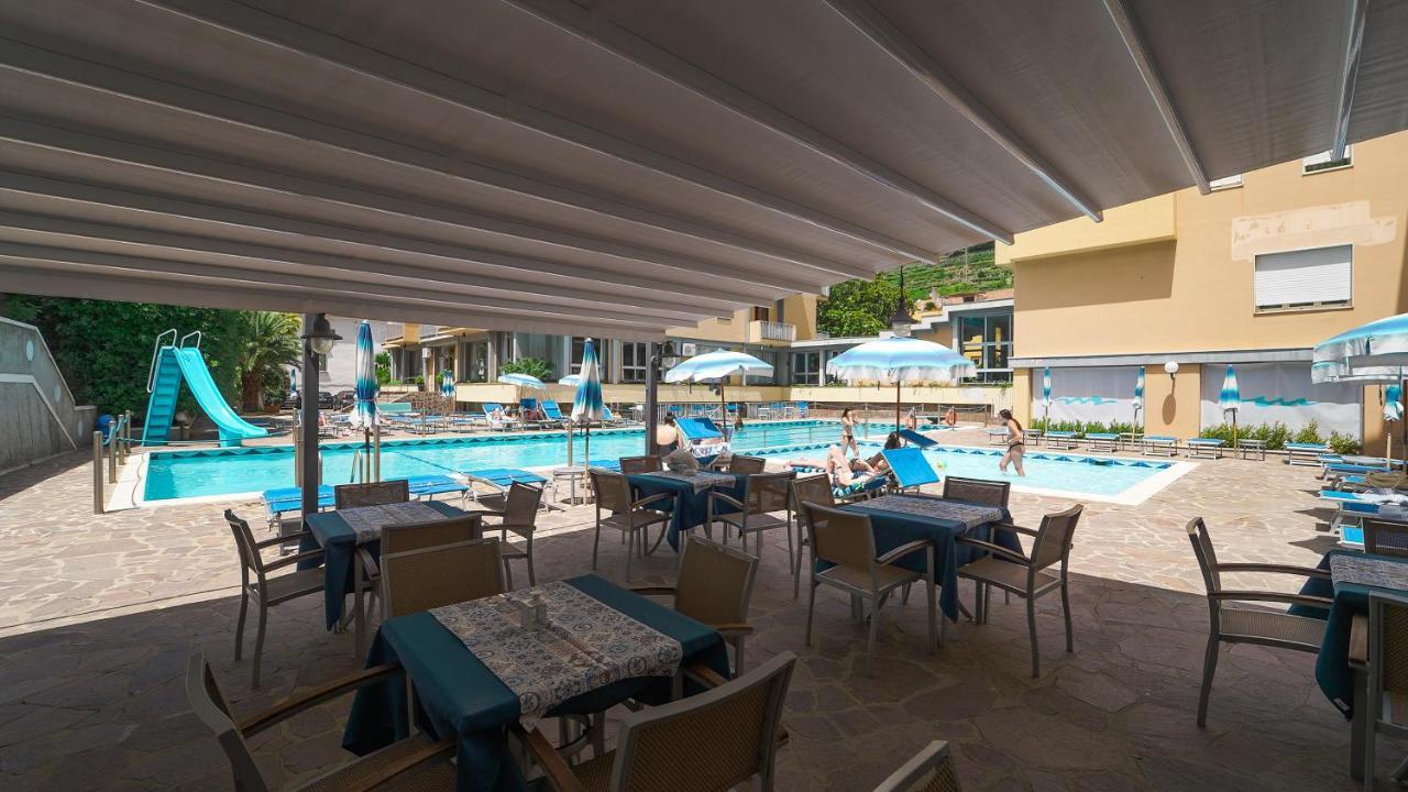 Casa Vacanza San Pietro Maiori Bagian luar foto