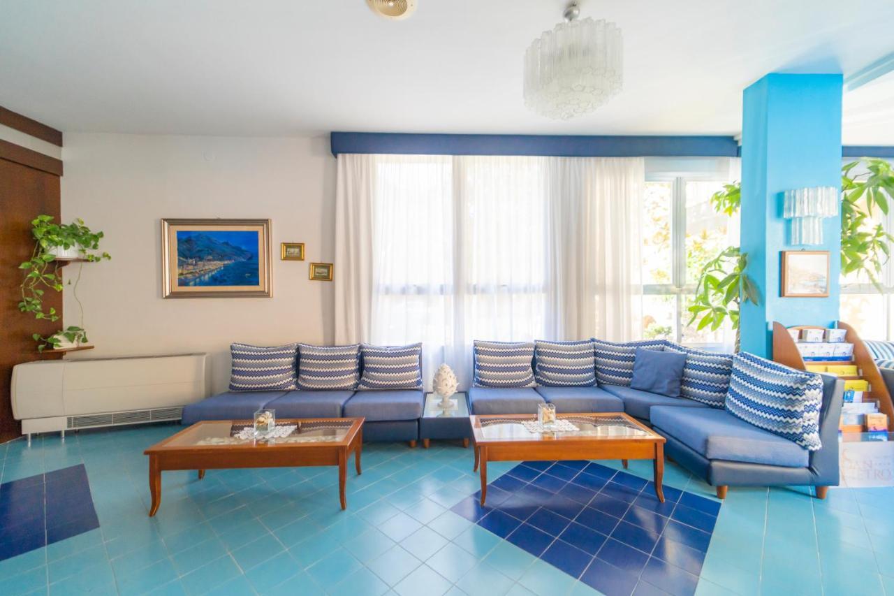 Casa Vacanza San Pietro Maiori Bagian luar foto