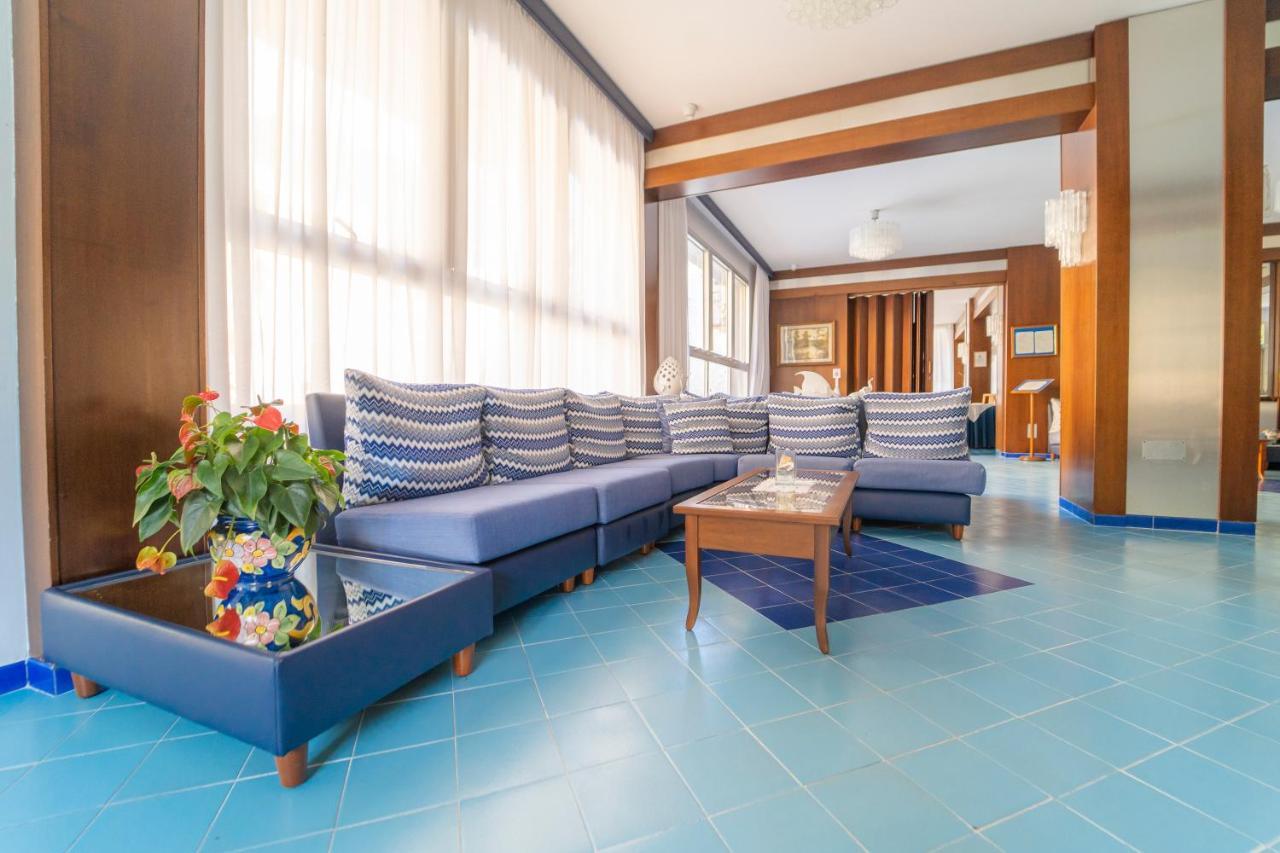 Casa Vacanza San Pietro Maiori Bagian luar foto
