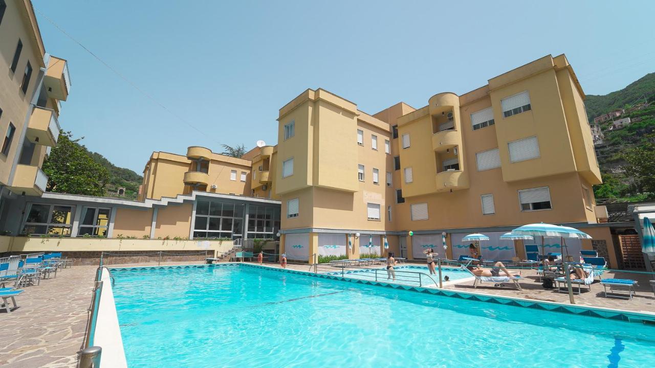 Casa Vacanza San Pietro Maiori Bagian luar foto