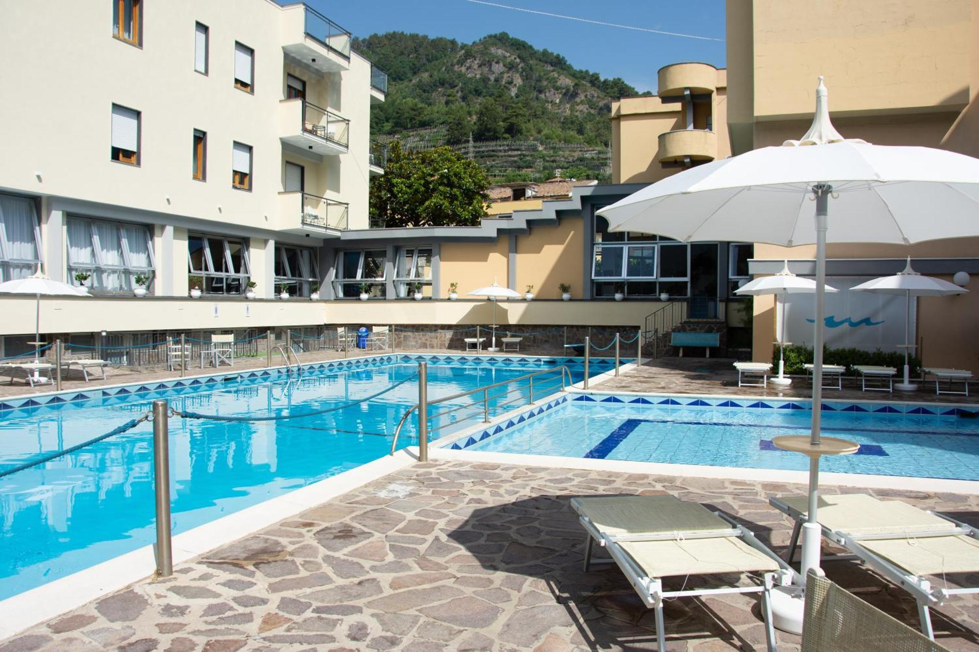 Casa Vacanza San Pietro Maiori Bagian luar foto